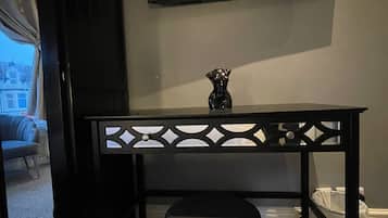 Habitación doble (The Gatsby) | Minibar, decoración individual, mobiliario individual