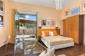 11 bedrooms, iron/ironing board, WiFi, bed sheets - Villa Cinzia, with private pool and sea views (Massa Lubrense)