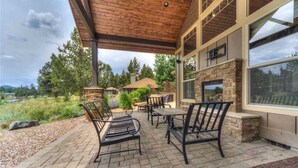 House, Multiple Beds, Hot Tub, River View | Balcony - Pony Express Way 16795 (Bend)