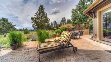 Nhà, nhiều giường, bồn tắm nước nóng, quang cảnh sông | Ban công