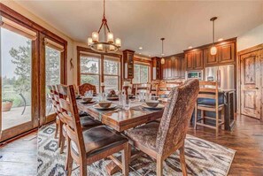 House, Multiple Beds, Hot Tub, River View | Private kitchen