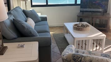 Smart TV, DVD player, books