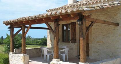 Belle maison de vacances privée pour 4 personnes avec TV, terrasse et animaux admis