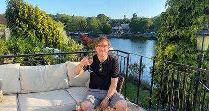 Fabulous Haus auf dem Fluss Themse Ufer, in der Nähe von Windsor und London