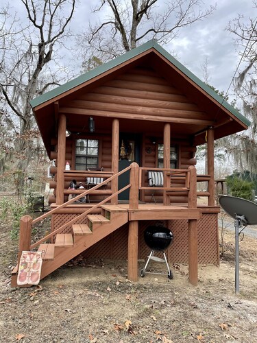 Once a Part of the Beloved Shady Oak Lodge - Cabin 3 w/ Boat Ramp
