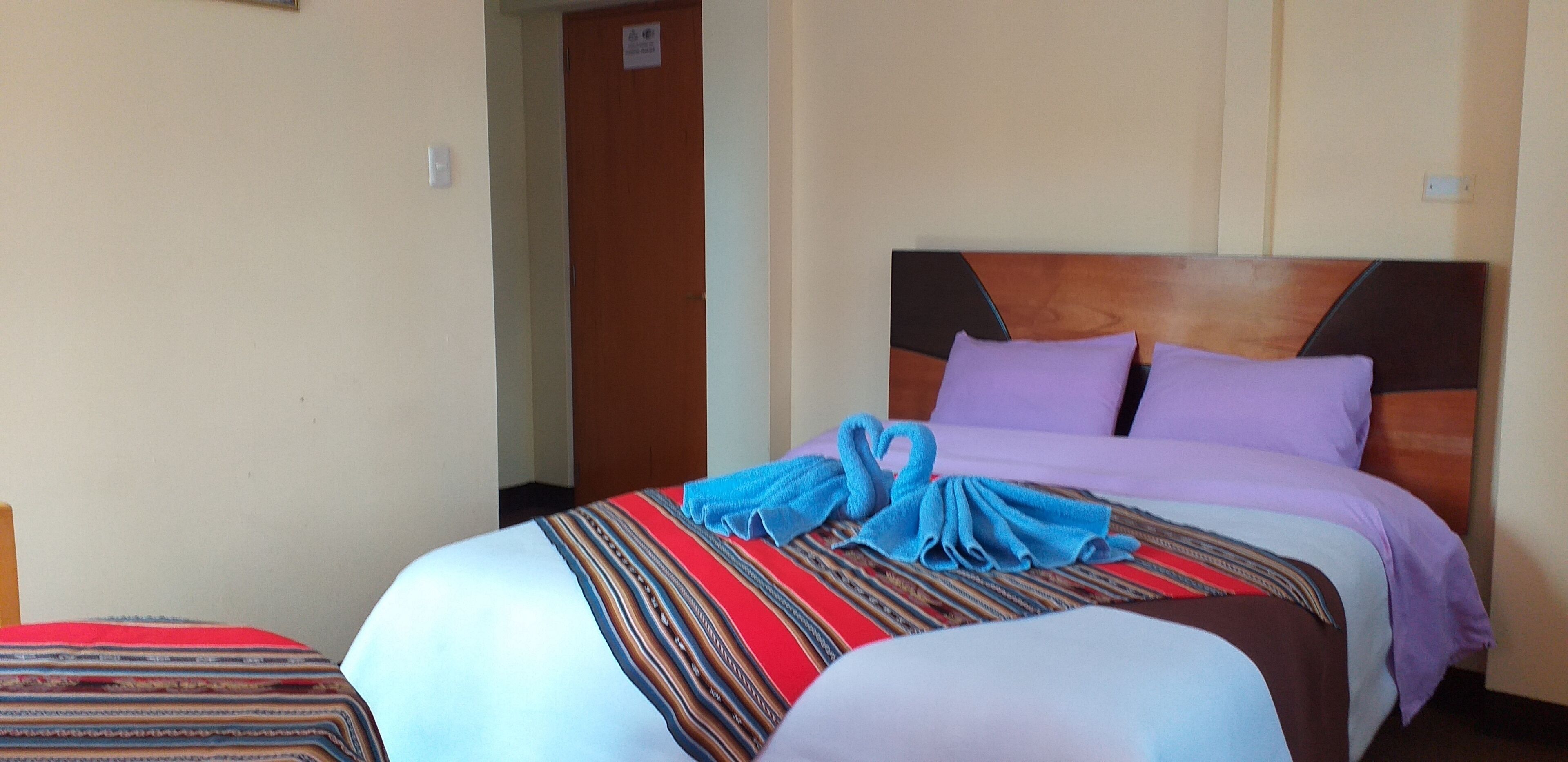 1 chambre, fer et planche à repasser, Wi-Fi gratuit, draps fournis