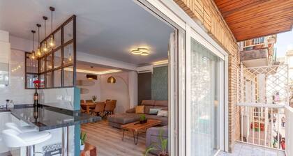 Elegant apartment ideal for families at 15min from Alhambra. 3 bathrooms, optional parking.