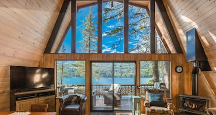 Lakefront Cabin with private pier on Donner Lake