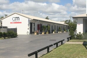 Exterior - Collinsville Motel (Collinsville)