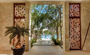 Entrée de l’hébergement