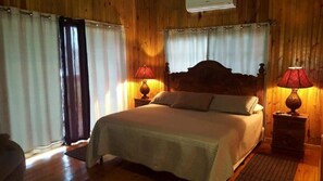 3 soverom, strykejern/-brett, wi-fi (inkludert) og sengetøy