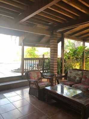 Flat-screen TV - Paradise in Marbella Omoa (Omoa)