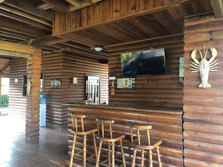 Bar (en la propiedad)