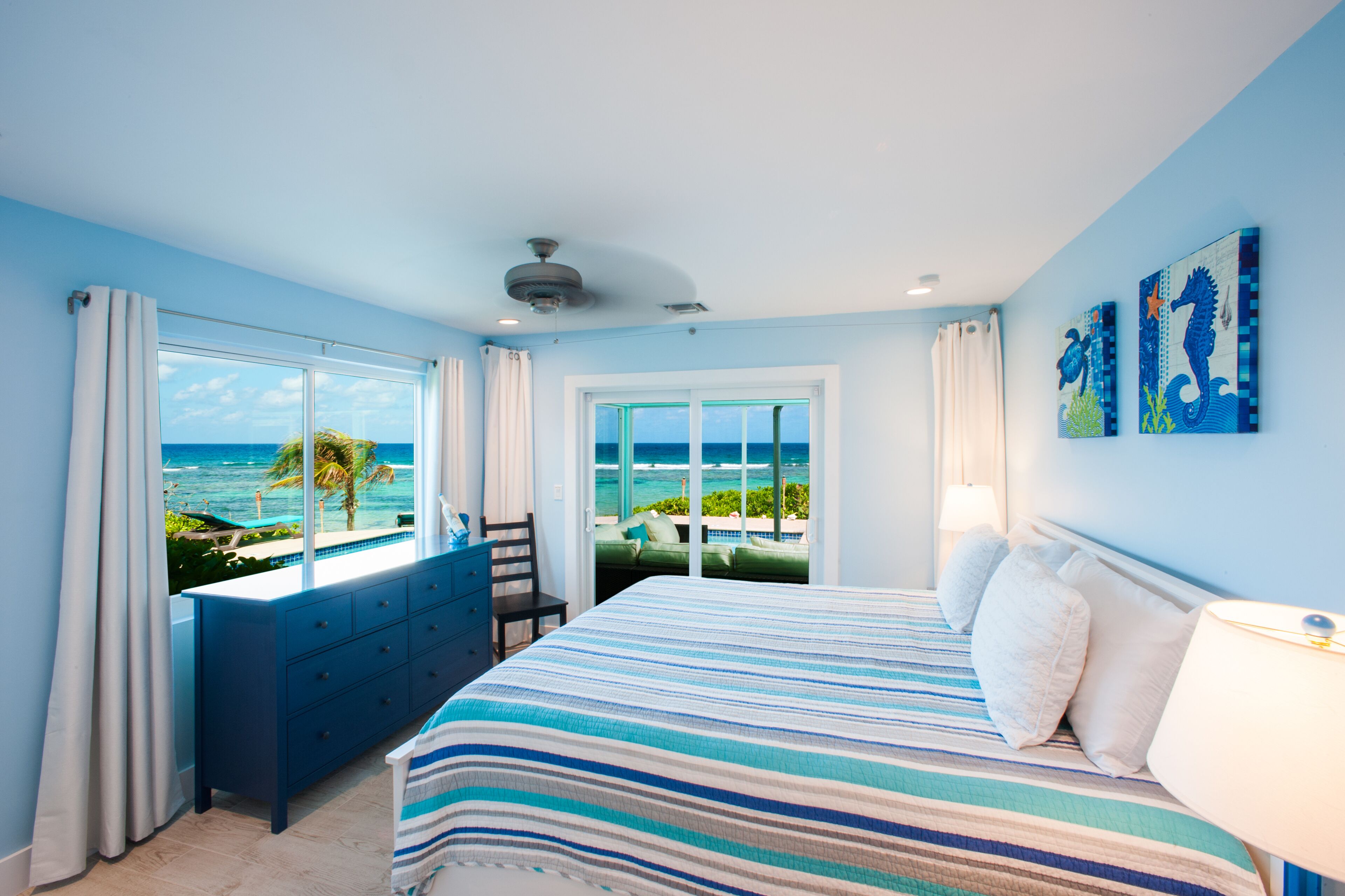 6 soveværelser, pengeskab på værelset, strygejern/strygebræt