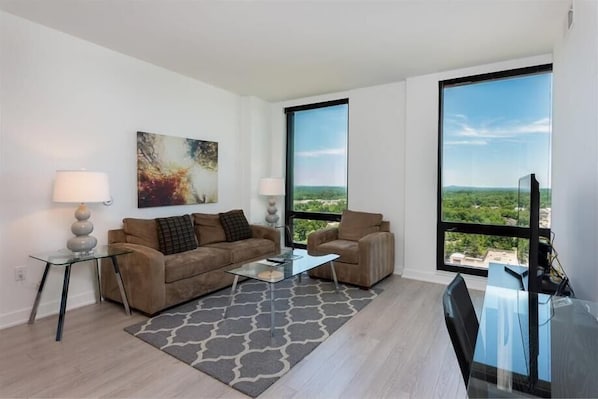 Smart TV - Washington DC Nearby | Furnished & Move-in Ready | VA (Reston)