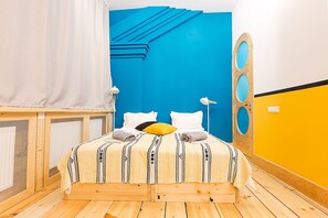 1 bedroom, iron/ironing board, WiFi - Castle in Old Town, Matisse Room (Tbilisi)