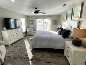 4 habitaciones, tabla de planchar con plancha, wifi y ropa de cama
