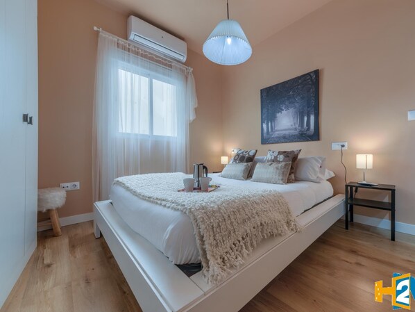1 bedroom, iron/ironing board, travel crib, free WiFi