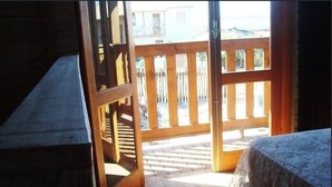 Chalet | 1 dormitorio, wifi gratis, ropa de cama