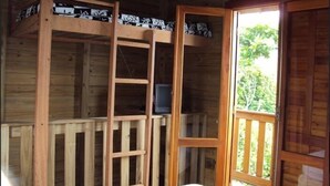 Chalet | 1 dormitorio, wifi gratis, ropa de cama