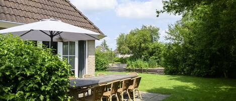 Buiten dineren