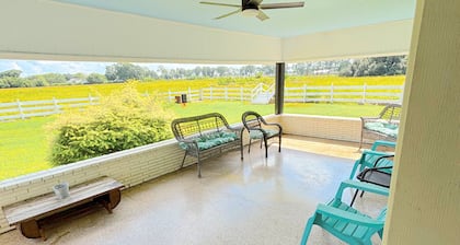 Le Barn Rouge Bed & Breakfast A Country Living Home in Acadiana