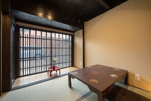 Maison (Private Vacation Home)