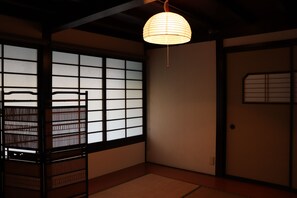 Traditionele resortwoning (Private Vacation Home) | 3 slaapkamers, een strijkplank/strijkijzer, gratis wifi