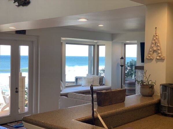 Interior - Beach Front Fun! Monthly Rental Rate for a great vacation! (Cayucos)