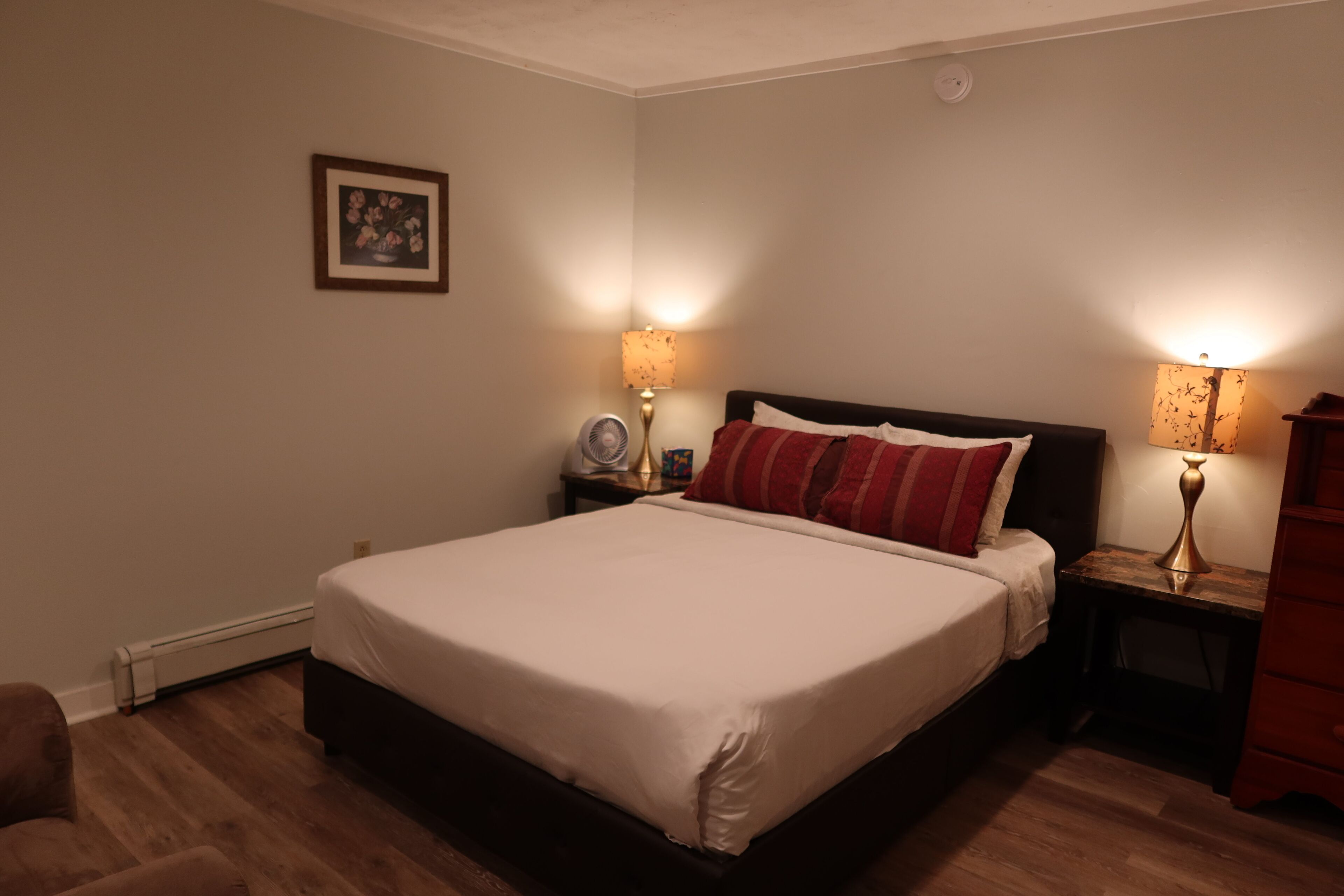 3 bedrooms, desk, free WiFi, bed sheets