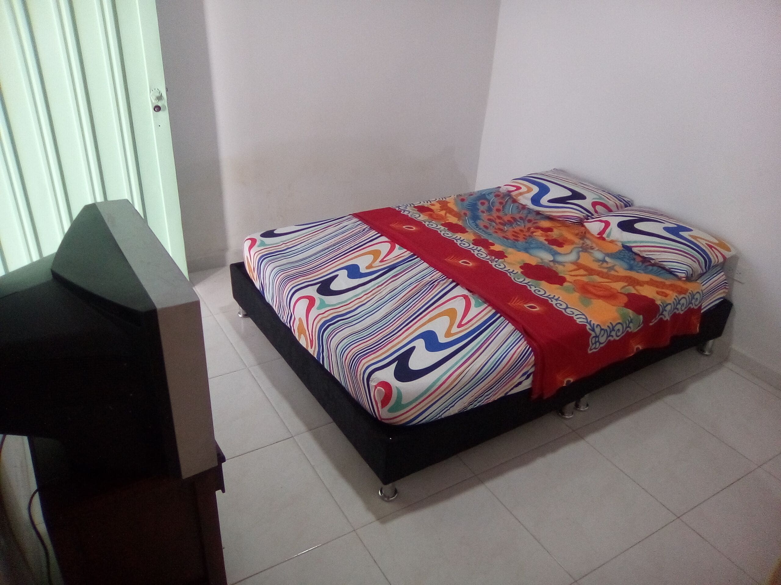 Wifi gratis y ropa de cama 