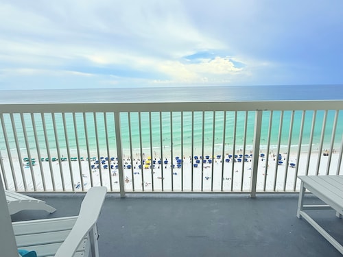 Familie, lebenslustige Einheit, 2 Schlafzimmer, 2 Bäder mit herrlichem Blick auf den Golf