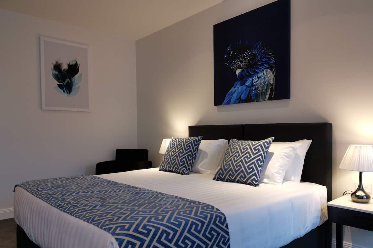 Executive kamer, 1 kingsize bed | Lakens van Egyptisch katoen, luxe beddengoed, pillowtop-bedden