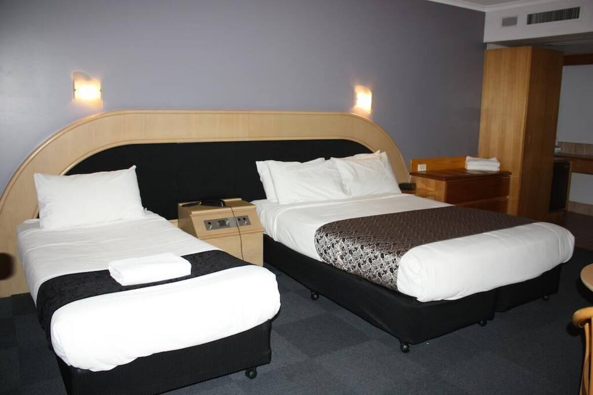 Triple Room
