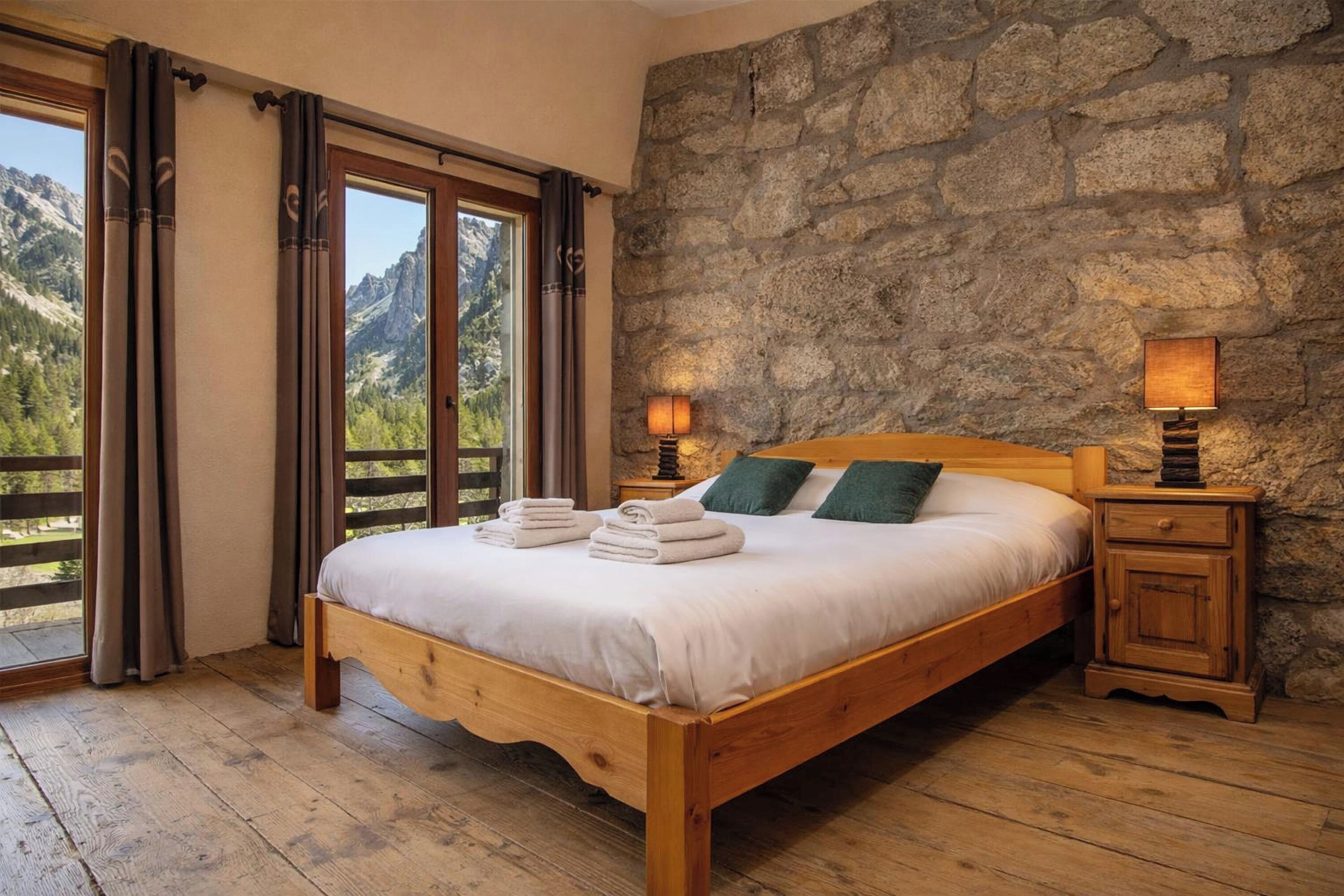 2 chambres, Wi-Fi gratuit, draps fournis