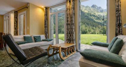 Chalet Glacier, Argentière (Chamonix), France