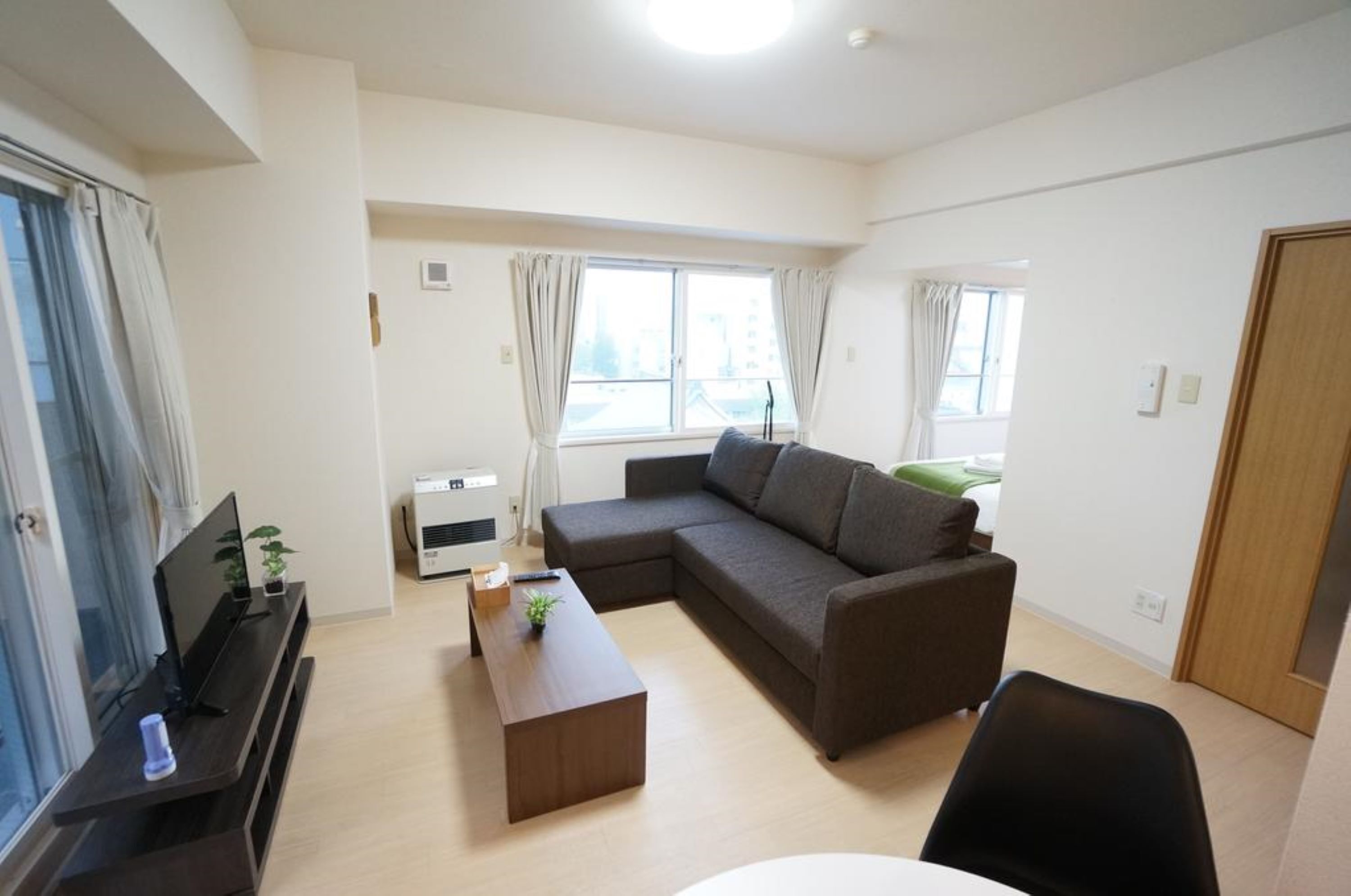 Apartment | Living area | Flat-screen TV