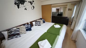 Apartment | 1 bedroom, blackout drapes, iron/ironing board, free WiFi