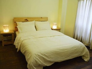 In-room safe, laptop workspace, iron/ironing board, free WiFi - Chaee Newari Service Apartment (Lalitpur)