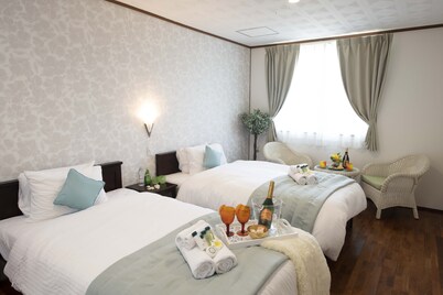 Miyakojima White House Annex