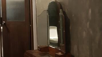 Classic Villa | 1 bedroom, in-room safe, soundproofing, iron/ironing board