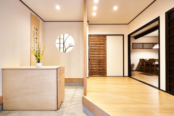 Interior entrance - Rakushu-En (Kyoto)