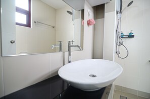 Deluxe-Apartment | Badezimmer