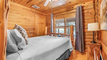2 slaapkamers, een strijkplank/strijkijzer, wifi, beddengoed