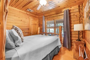 2 quartos, ferros/tábuas de passar roupa, Wi-Fi, roupa de cama