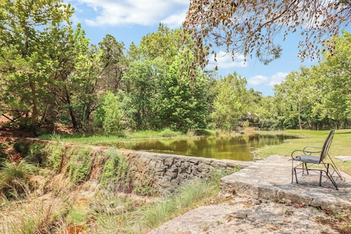 Popular 2BR Log Home on the Creek with a Hot Tub!