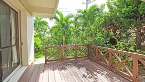 Balcony - Miyakojima Villa Plumeria (Miyakojima)
