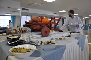 Free daily buffet breakfast  - Sivas Sultanşehir Uygulama Oteli (Sivas)