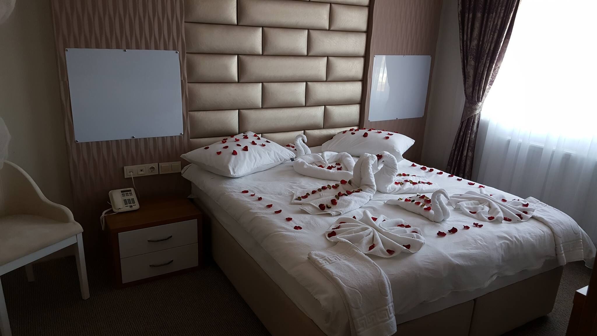 standard double room | 1 bedroom, minibar, desk, soundproofing