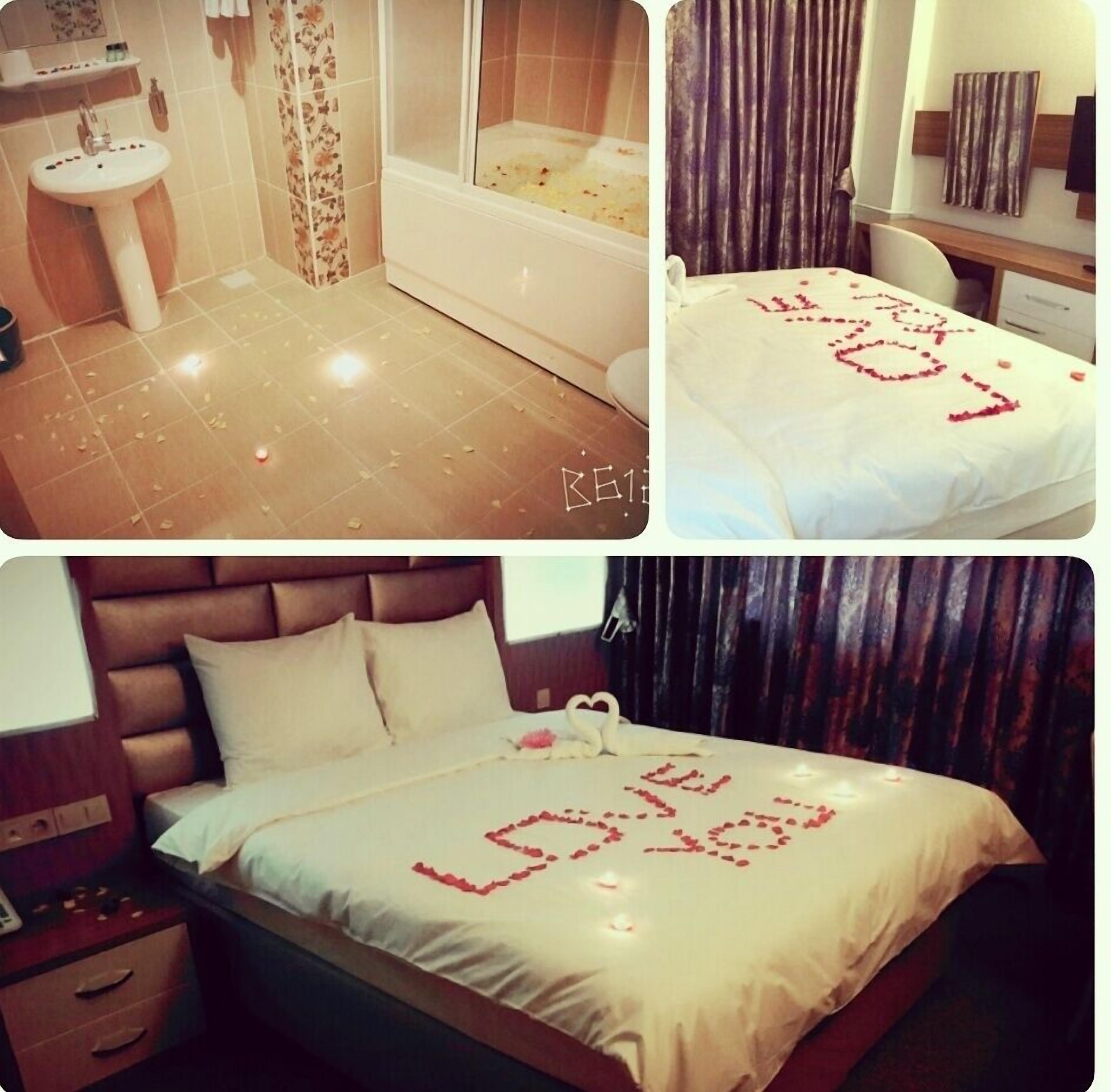 suite | bathroom | shower, free toiletries, hair dryer, bathrobes